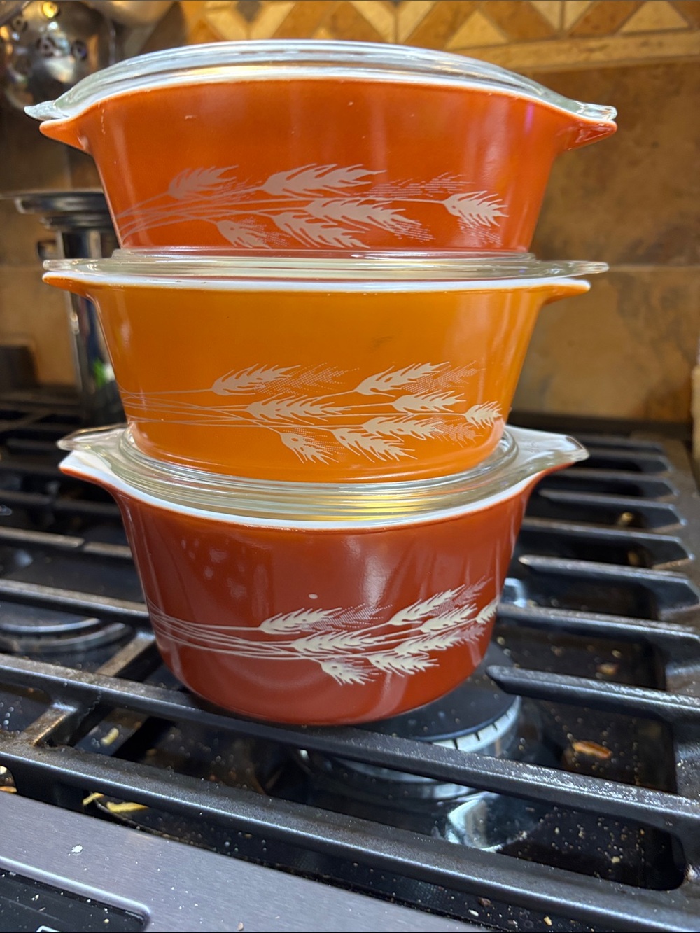 Pyrex Harvest Wheat Mixing Bowls - Orange and Brown Glass Lids